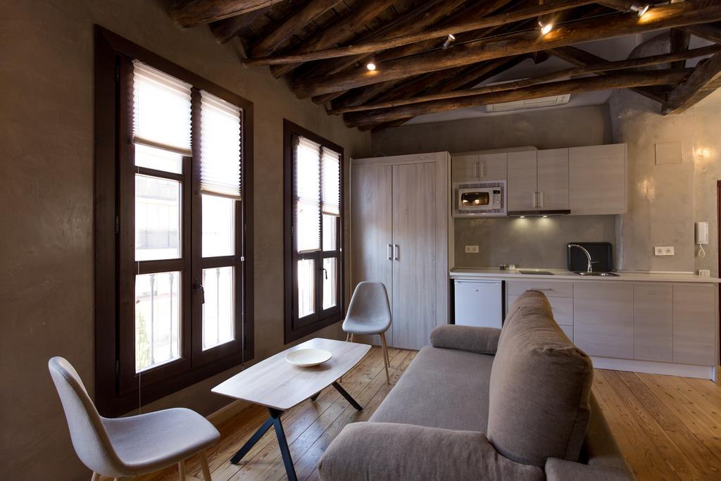 Los Lobos Suites Apartamentos Granada Eksteriør billede