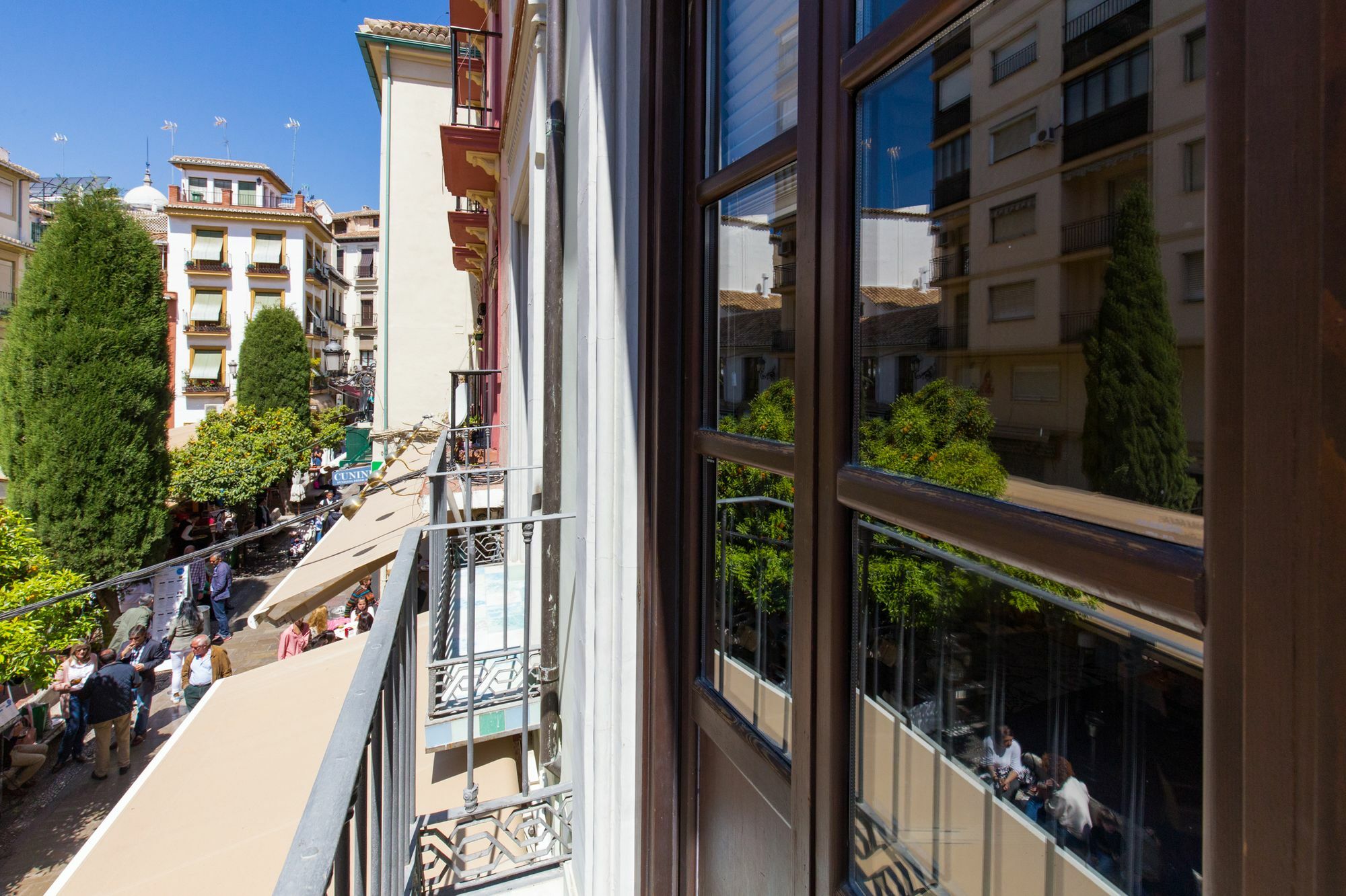 Los Lobos Suites Apartamentos Granada Eksteriør billede